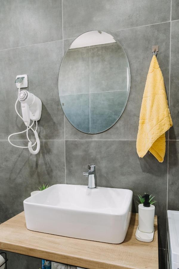 Constantin Inn Nisz Zewnętrze zdjęcie